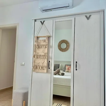 Apartment Dominos With Heated Pool By Sunhousescanarias