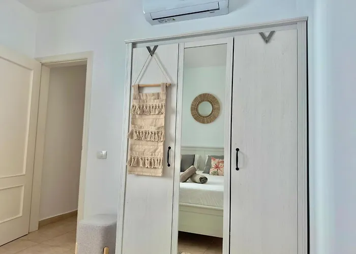 Daire Dominos With Heated Pool By Sunhousescanarias